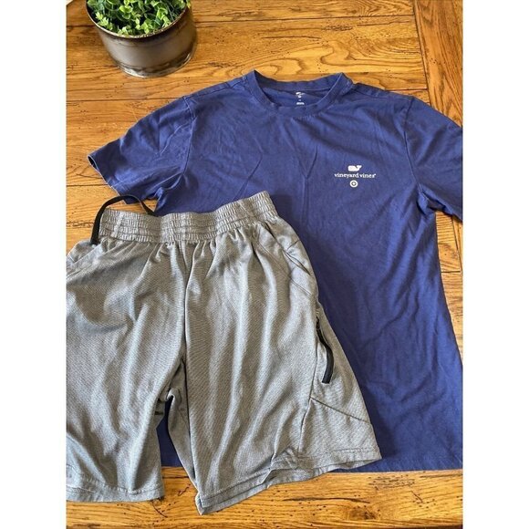 𝅺vineyard Vines for Target Size Med.   Every Day Should Feel. T-Shirt Shorts - Picture 1 of 4